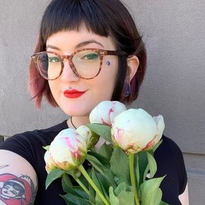 Meet your Posher, Kara